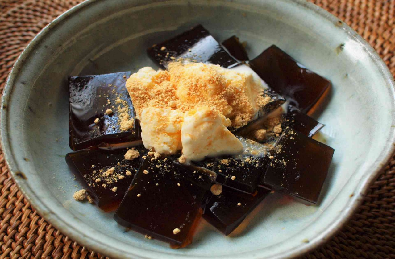 わらび餅風黒糖ゼリーの作り方 | 管理栄養士が解説