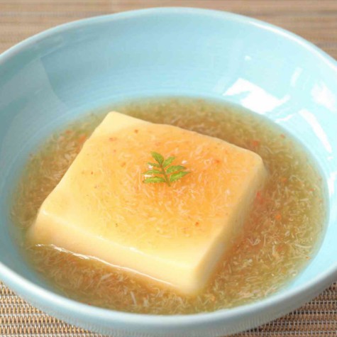 卵豆腐の冷やしかにあんかけ