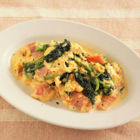 ほうれん草のカルボナーラ炒め